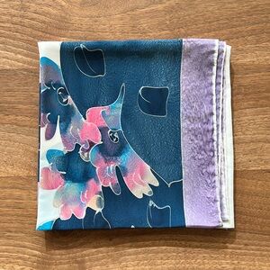 Women’s Vintage Scarf in blue and purple